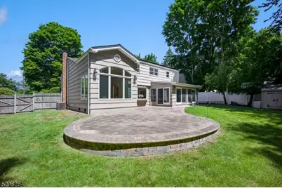 7 Mansfield Ct, Livingston, NJ 07039 - Photo 28