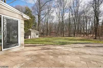 7 Mansfield Ct, Livingston, NJ 07039 - Photo 30