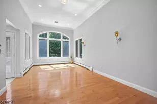 7 Mansfield Ct, Livingston, NJ 07039 - Photo 8