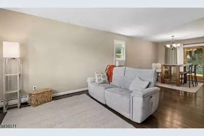 26 Valley View Dr, Rockaway Township, NJ 07866 - Photo 8