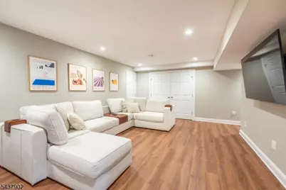 298 Emerson Ln, Berkeley Heights Township, NJ 07922 - Photo 14