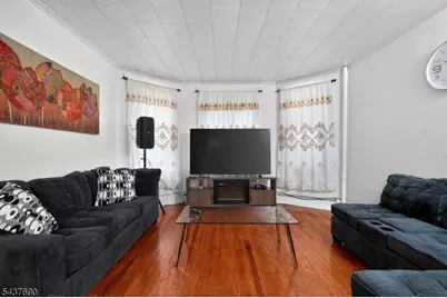 11 Yereance Ave #2, Clifton, NJ 07011 - Photo 2