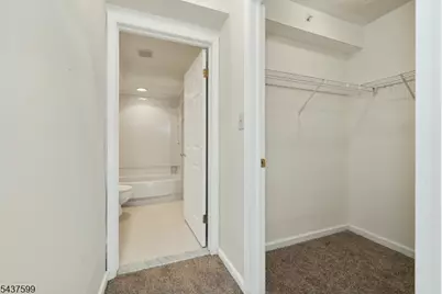 110 Stratford Pl, Bridgewater, NJ 08805 - Photo 26