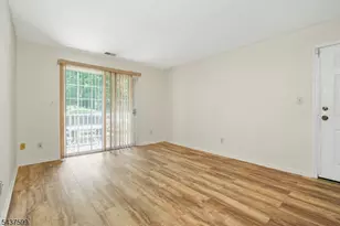 110 Stratford Pl, Bridgewater, NJ 08805 - Photo 6