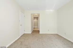 110 Stratford Pl, Bridgewater, NJ 08805 - Photo 24