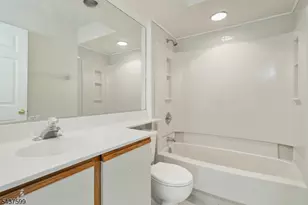 110 Stratford Pl, Bridgewater, NJ 08805 - Photo 28