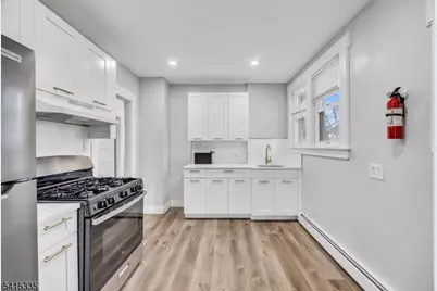 425 Mercer Ave, Roselle, NJ 07203 - Photo 16
