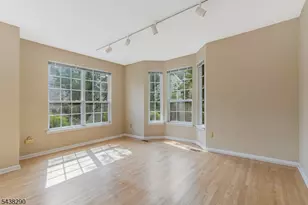 49 Wildflower Ln, Morris Township, NJ 07960 - Photo 6