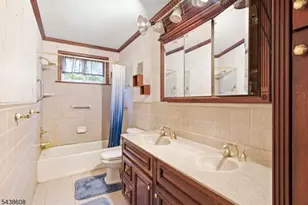 15 Orchid Ct, Deptford Twp., NJ 08096 - Photo 8