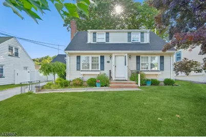 36 Woodside Ave, Hawthorne, NJ 07506 - Photo 2