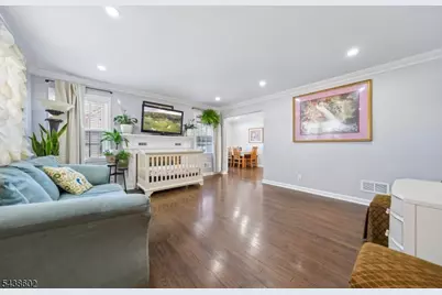 36 Woodside Ave, Hawthorne, NJ 07506 - Photo 4