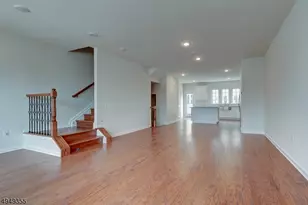 15 Braeburn Ct, Livingston, NJ 07039 - Photo 6