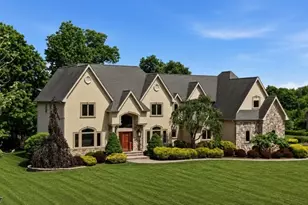 2 Michele Crossing, Raritan Township, NJ 08822 - Photo 1