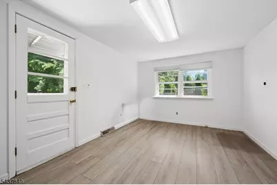 40 Maple Ln, Parsippany, NJ 07034 - Photo 22