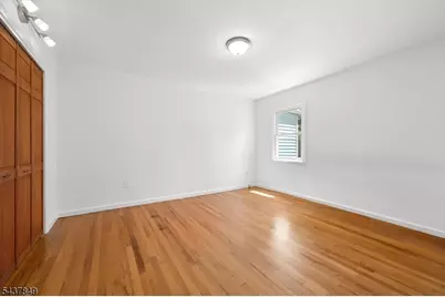 40 Maple Ln, Parsippany, NJ 07034 - Photo 14