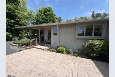 219 W Valley Brook Rd, Washington Township, NJ 07830 - Photo 2