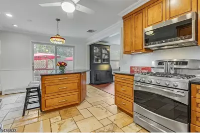 4 Hillcrest Ave, Mendham, NJ 07945 - Photo 8