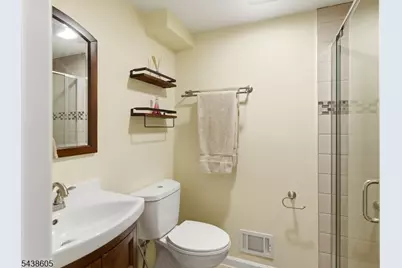 538 Willow Ave, Garwood, NJ 07027 - Photo 20