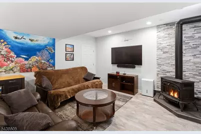 538 Willow Ave, Garwood, NJ 07027 - Photo 22