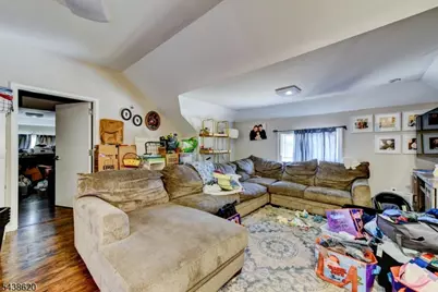 152 Hamburg Tpke, Bloomingdale, NJ 07403 - Photo 34