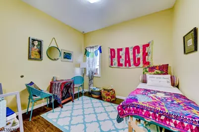 152 Hamburg Tpke, Bloomingdale, NJ 07403 - Photo 14