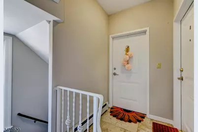 152 Hamburg Tpke, Bloomingdale, NJ 07403 - Photo 32