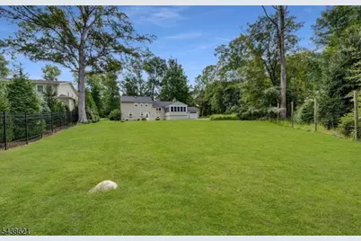 263 White Oak Ridge Rd, Millburn, NJ 07078 - Photo 20