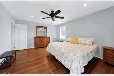 104 Howell Dr, Branchburg Township, NJ 08876 - Photo 14