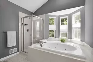 10 Raleigh Ct, Bernards Township, NJ 07920 - Photo 24