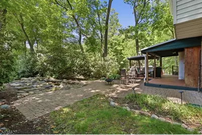 9 Juniper Trl, Kinnelon, NJ 07405 - Photo 18