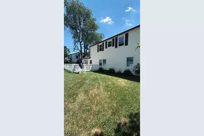 131 Toledo Ln, Willingboro Twp., NJ 08046 - Photo 16