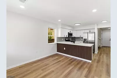 736 S 19th, Newark, NJ 07103 - Photo 6