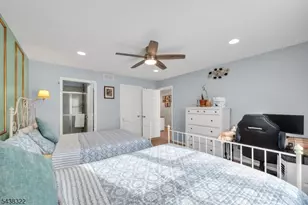 11 Wiley Ct, Parsippany, NJ 07950 - Photo 10