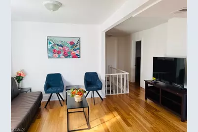 24 Lexington Ave #3, Montclair, NJ 07042 - Photo 2