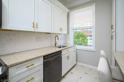 523 Trinity Pl. #2DS, Westfield Town, NJ 07090 - Photo 10