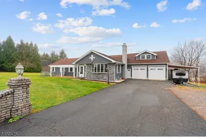 18 Old Wolfe Rd, Mount Olive, NJ 07828 - Photo 2