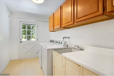 6 Green Hills Rd, Mendham Township, NJ 07945 - Photo 24