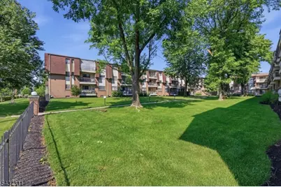 1190 W St George Ave #C34, Linden, NJ 07036 - Photo 20
