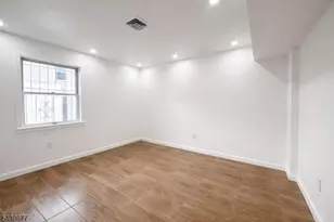 87 Merseles St, Jersey City, NJ 07302 - Photo 12