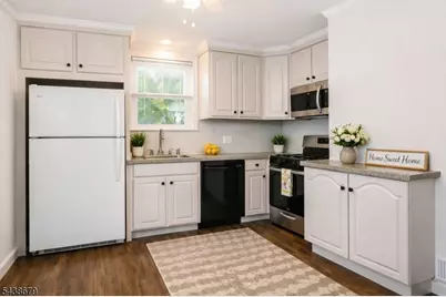 50 Ridge Ave, Bloomfield, NJ 07003 - Photo 12