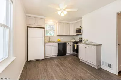 50 Ridge Ave, Bloomfield, NJ 07003 - Photo 8