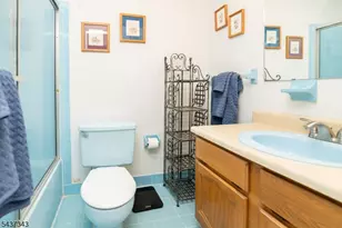 55 Kensington Ct, Washington Township, NJ 07840 - Photo 24