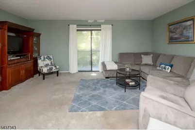 55 Kensington Ct, Washington Township, NJ 07840 - Photo 12