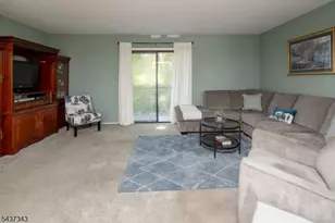55 Kensington Ct, Washington Township, NJ 07840 - Photo 12