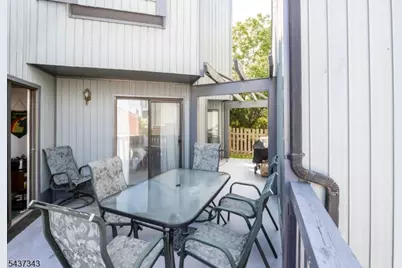 55 Kensington Ct, Washington Township, NJ 07840 - Photo 2