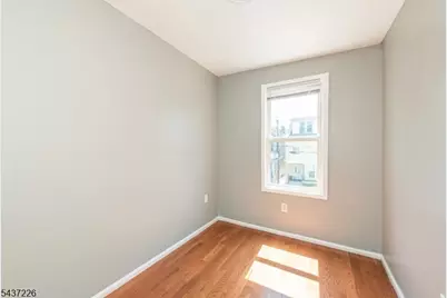 145 Alexander St, Newark, NJ 07106 - Photo 16