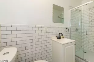 145 Alexander St, Newark, NJ 07106 - Photo 12