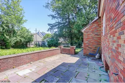 236 Hickory Ave, Garwood, NJ 07027 - Photo 32