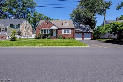 236 Hickory Ave, Garwood, NJ 07027 - Photo 2