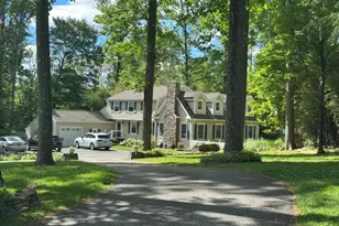 30 Dogwood Dr, Chester, NJ 07930 - Photo 2